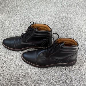 Johnston & Murphy Black Leather Lace-Up Boots with Tan Interior